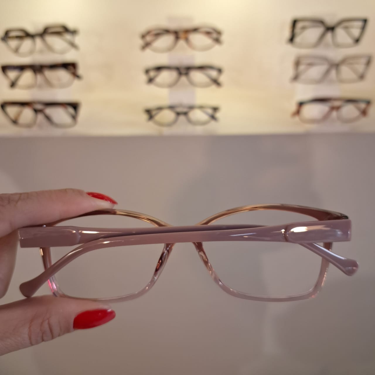 Armação Retangular Marrom Degrade Feminino - Monte Seus Óculos - Imagem 2