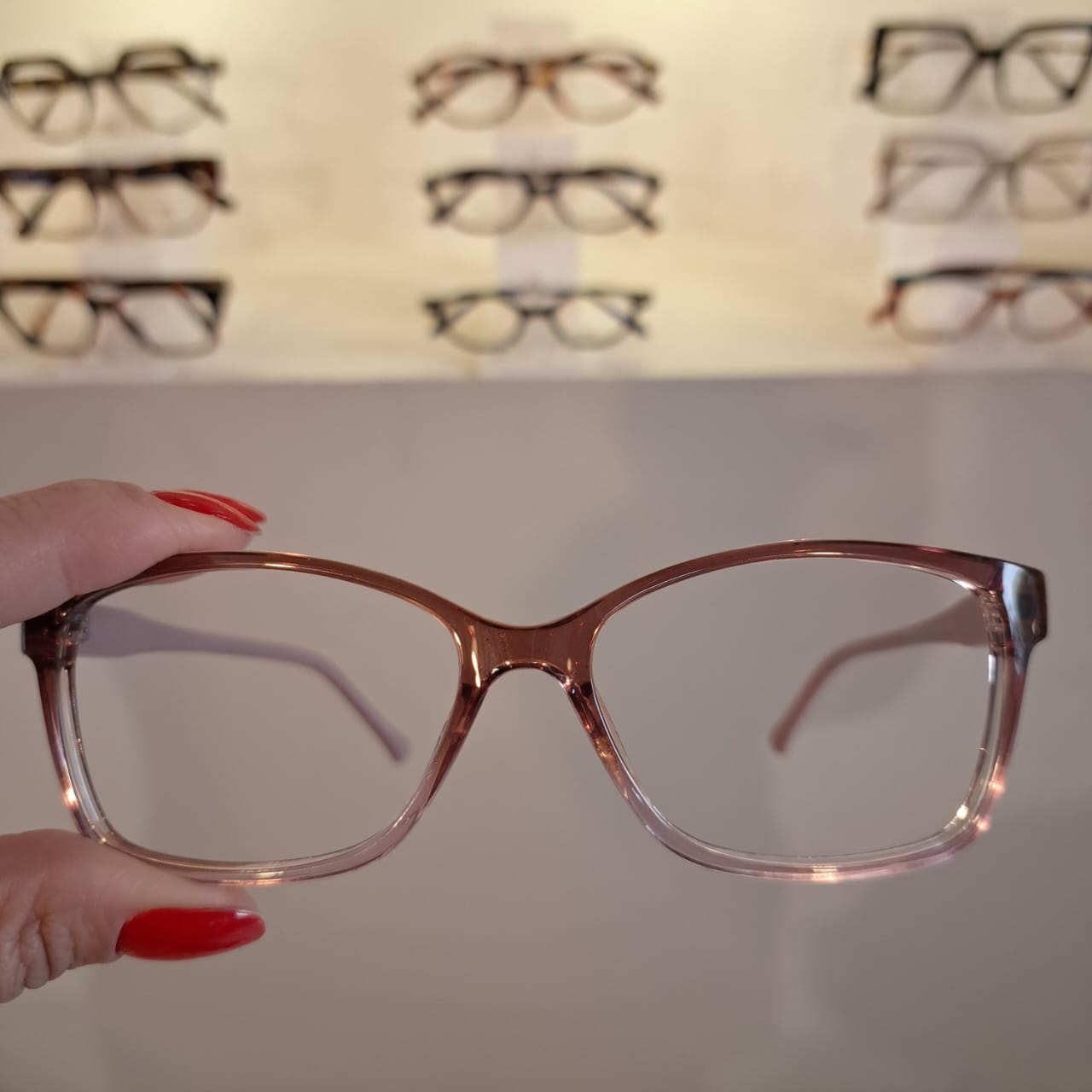 Armação Retangular Marrom Degrade Feminino - Monte Seus Óculos