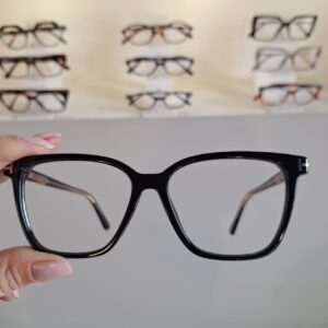 Armação Retangular Preto Feminino - Monte Seus Óculos