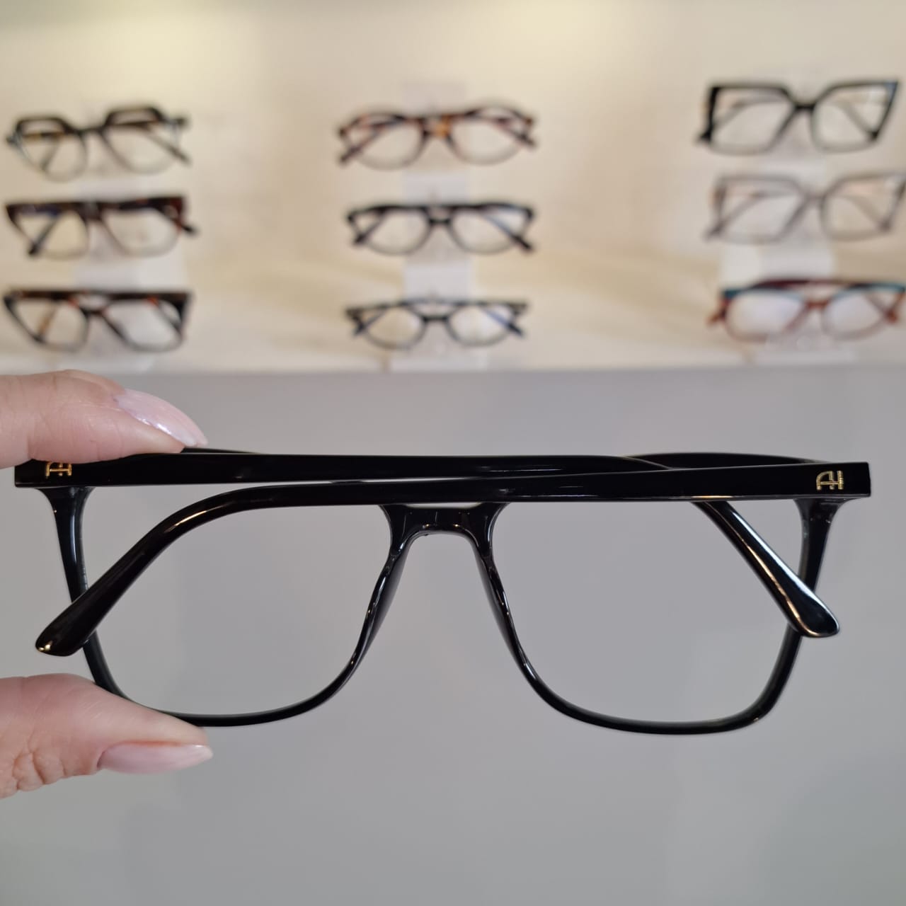 Armação Quadrado Preto Feminino - Monte Seus Óculos 1014 - Imagem 2