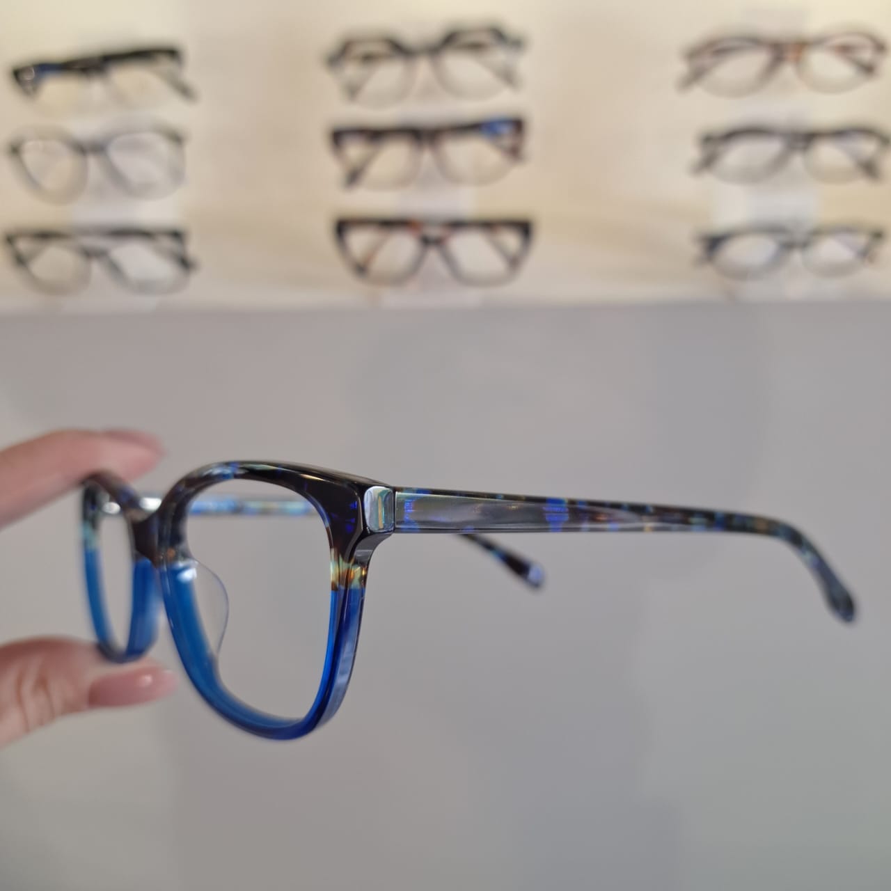 Armação Retangular Azul / Preto Feminino - Monte Seus Óculos - Imagem 3