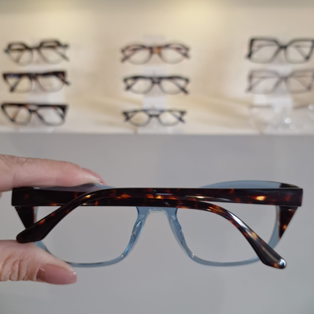 Armação Gatinho Azul / Demir Feminino - Monte Seus Óculos - Imagem 2