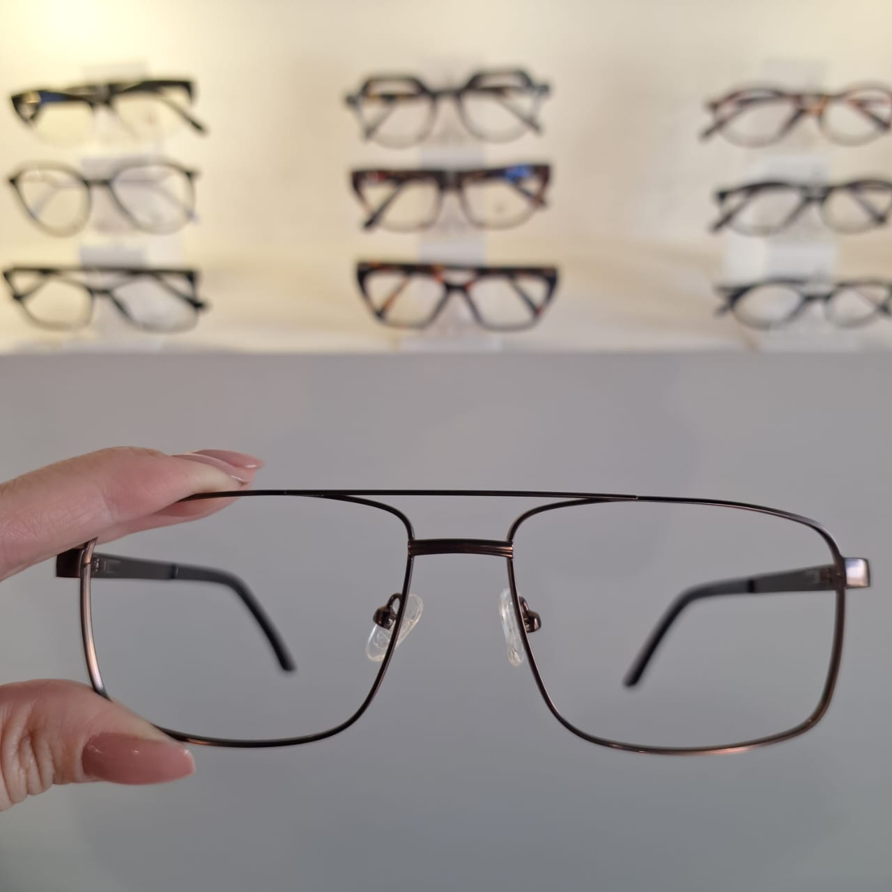 Armação Retangular Marrom Masculino - Monte Seus Óculos