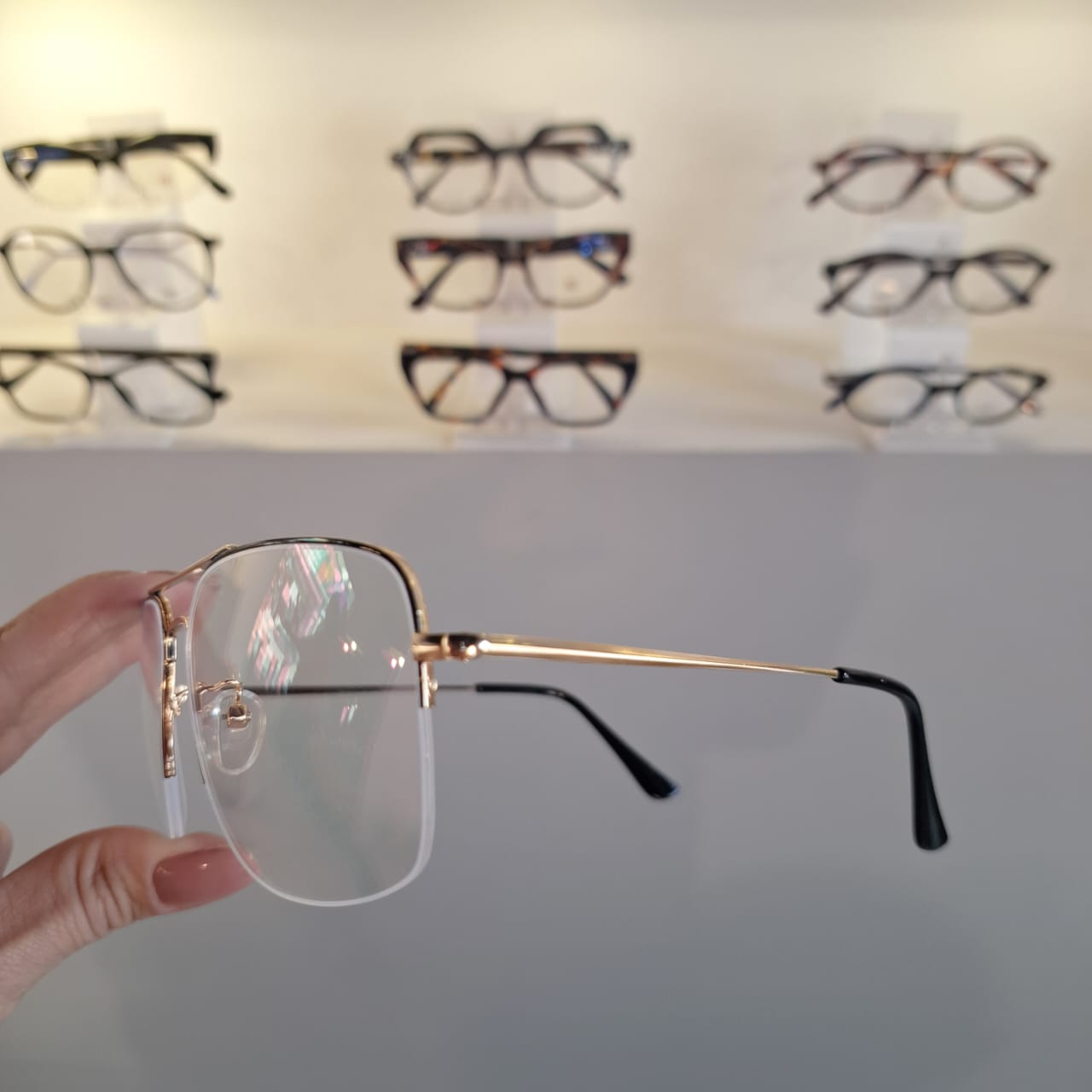 Armação Aviador Quadrado Preto / Dourado Masculino - Monte Seus Óculos - Imagem 3