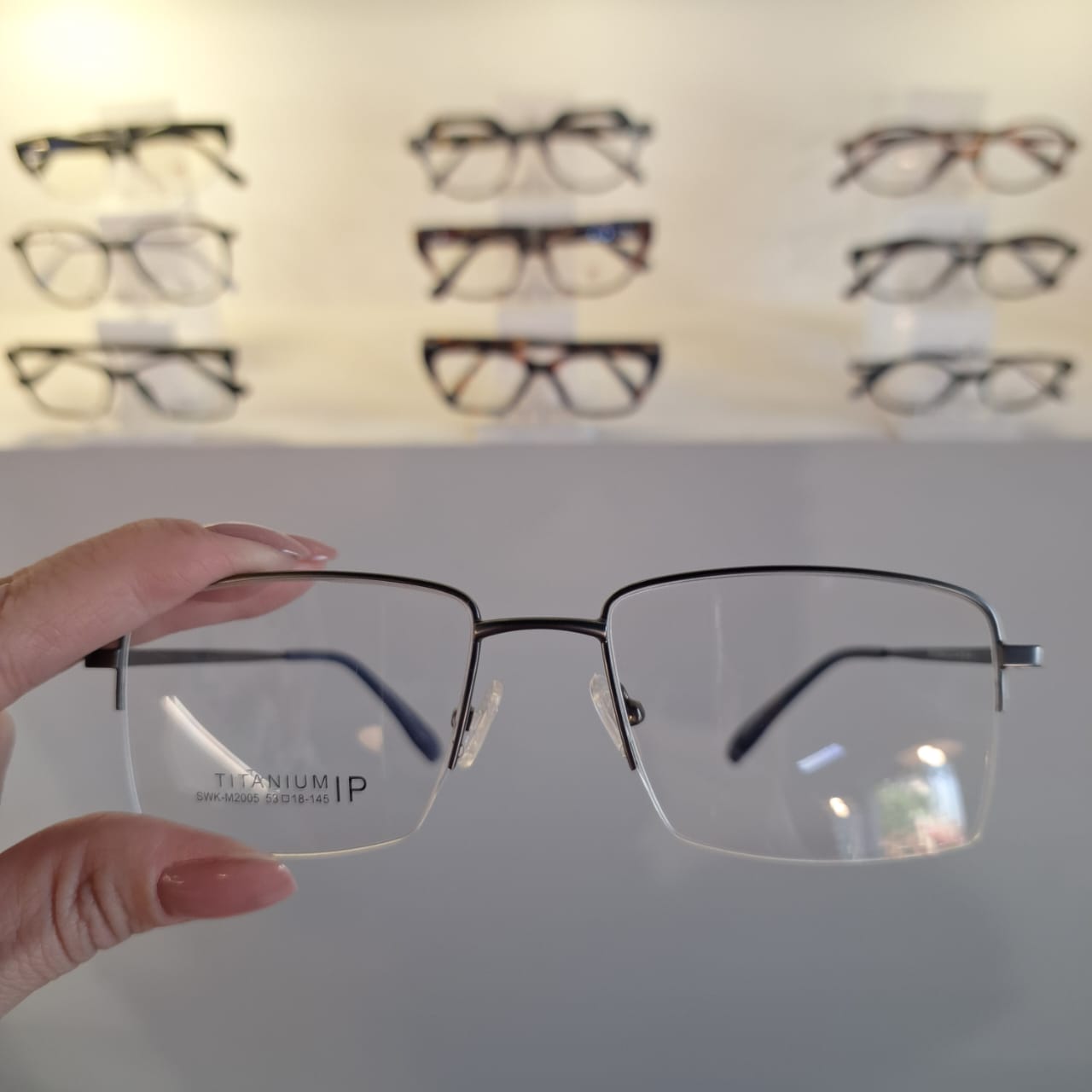 Armação Retangular Grafite Masculino - Monte Seus Óculos