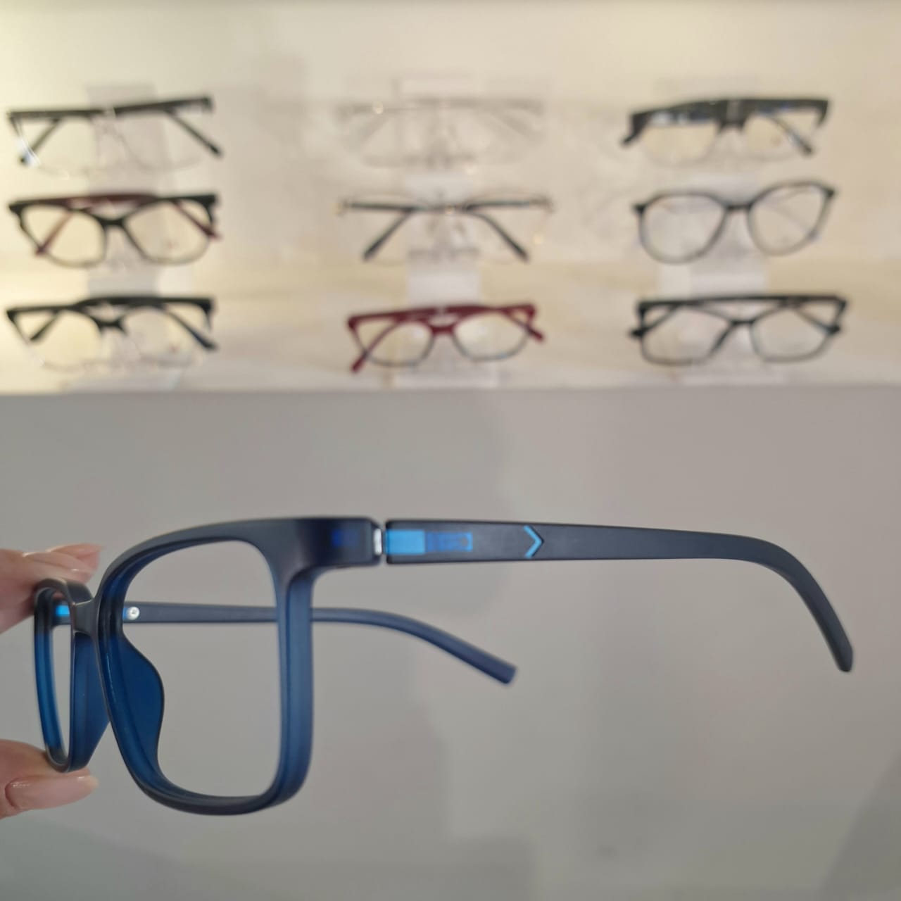 Armação Retangular Azul Masculino - Monte Seus Óculos - Imagem 3