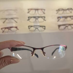 Armação Infantil Retangular Vinho Feminina - Monte Seus Óculos