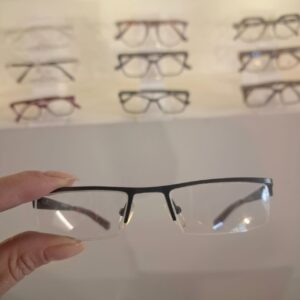 Armação Infantil Retangular Preto Feminino - Monte Seus Óculos