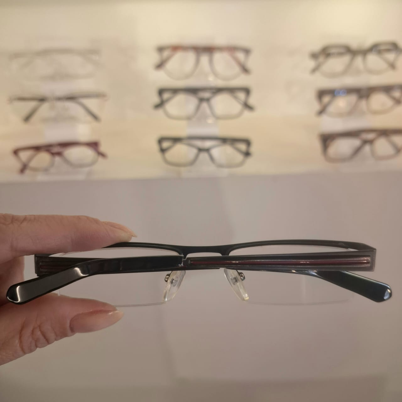 Armação Infantil Retangular Preto Feminino - Monte Seus Óculos - Imagem 3