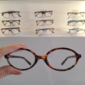 Armação Oval Demir Feminino - Monte Seus Óculos