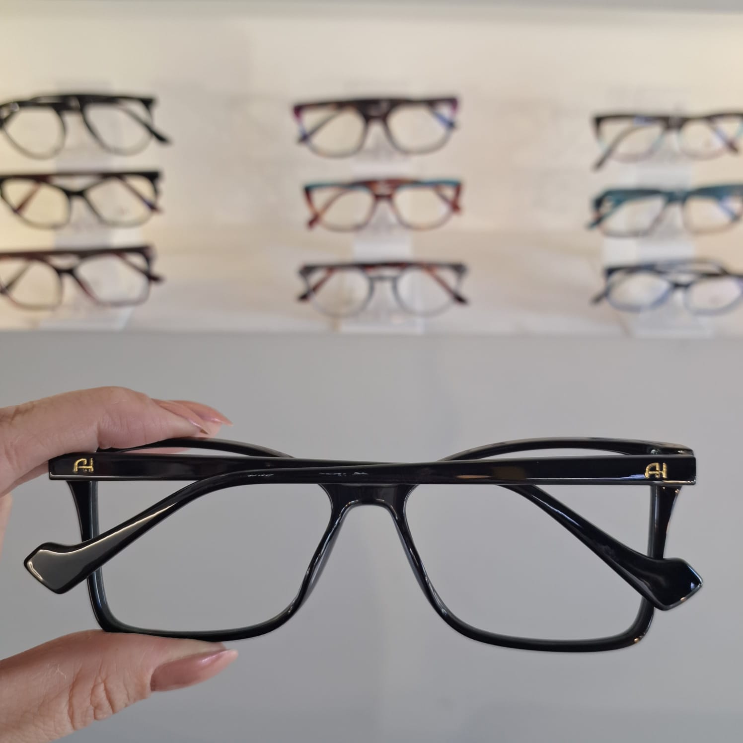 Armação Quadrado Preto Feminino - Monte Seus Óculos - Imagem 3