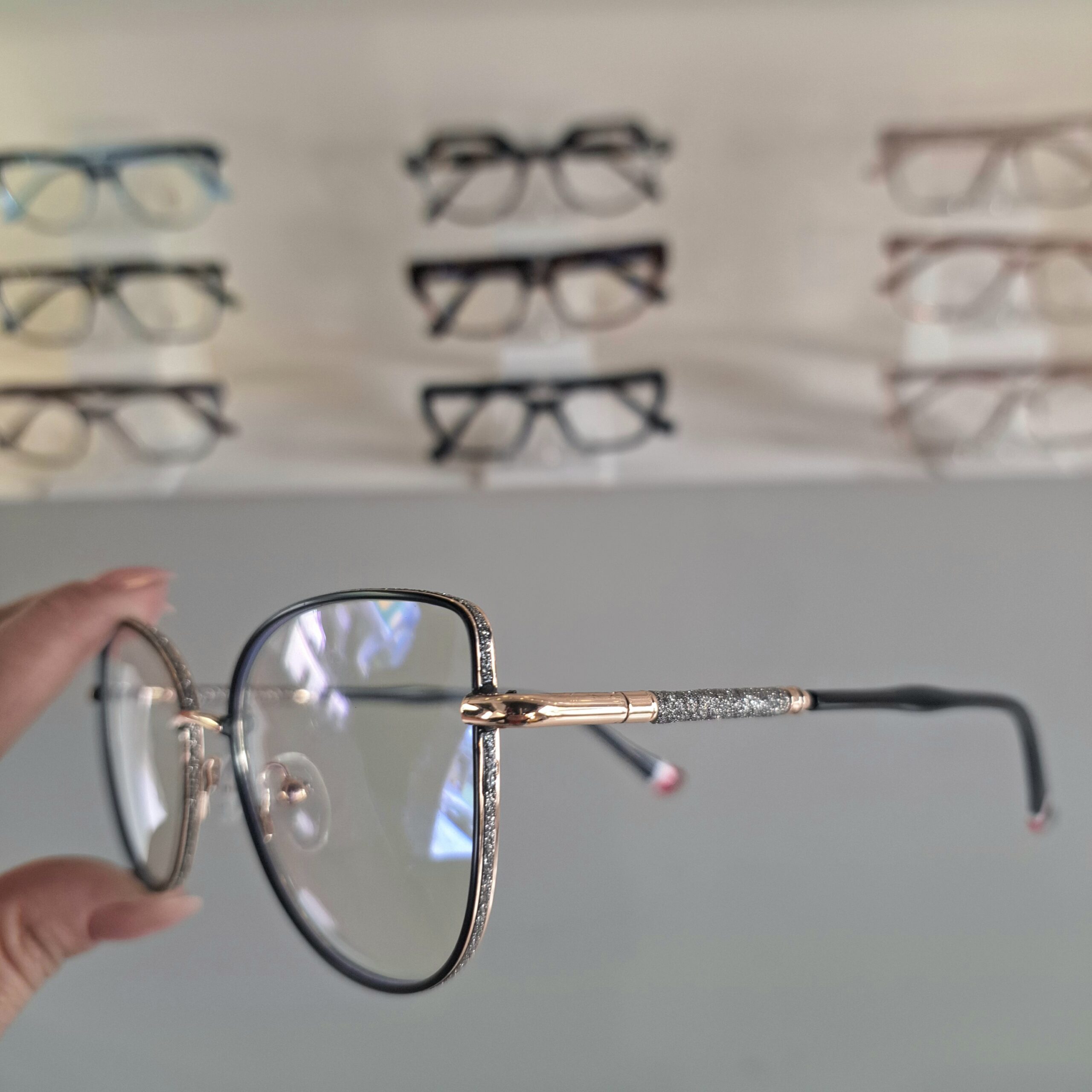 Óculos Gatinho Metal Feminino 3610 Preto/Dourado - Imagem 2