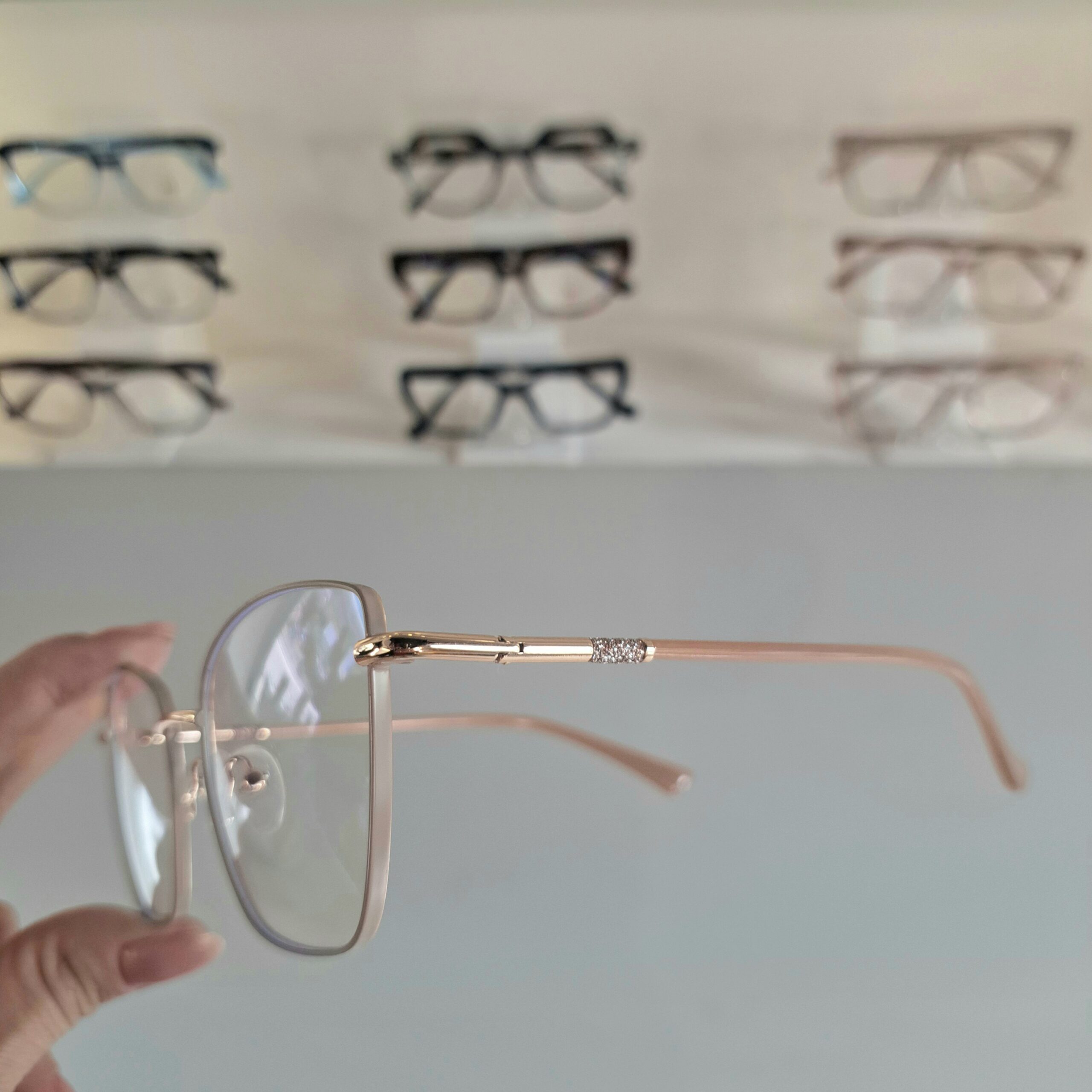 Óculos Quadrado Metal Feminino 8613 Nude/Dourado - Imagem 2